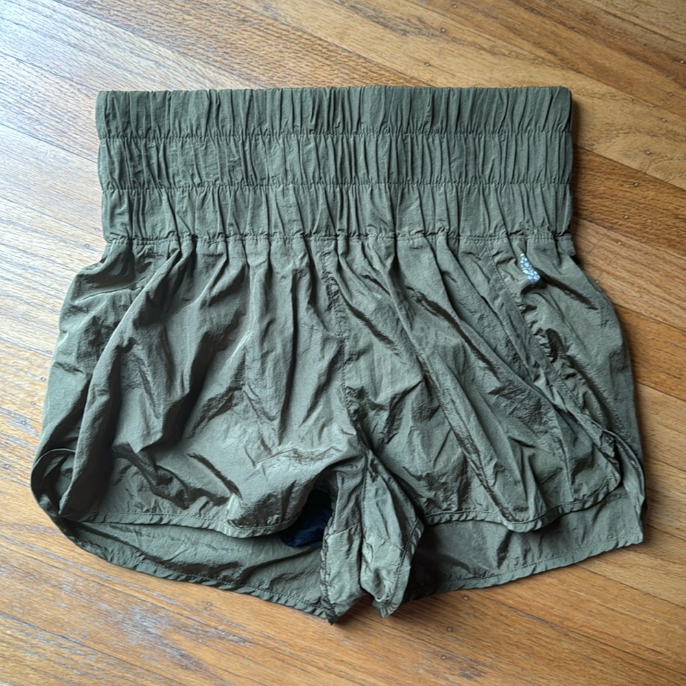 Free People short in olive green